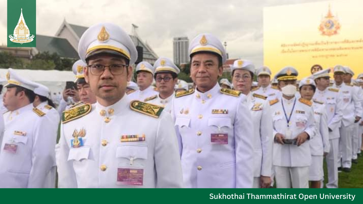 STOU took an oath of allegiance at Sanam Luang